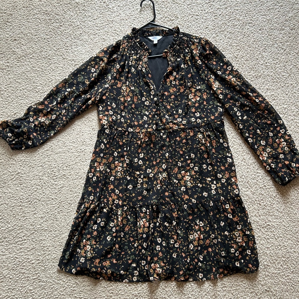 Time and Tru Black Floral Long Sleeve Dress